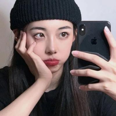 女机械人